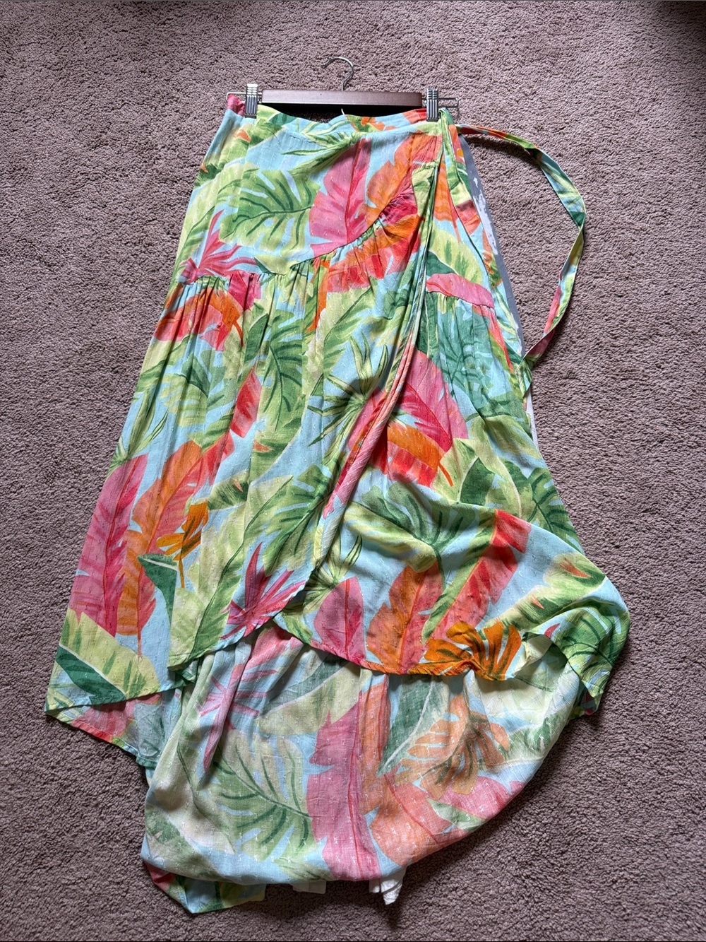 2 bottoms 1 Tropical Leaf Wrap Skirt and cute flowy capris